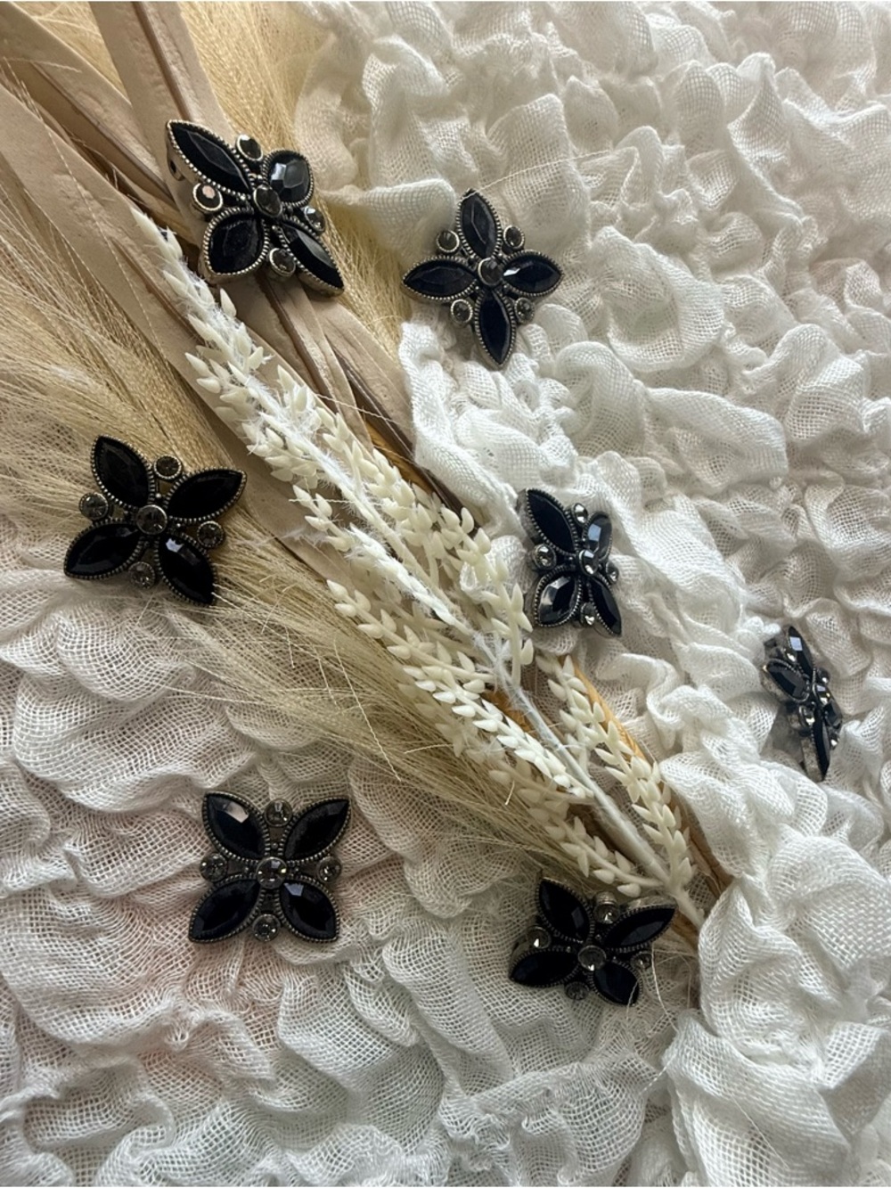 Vintage Black Floral Resin Beads - Set of 8